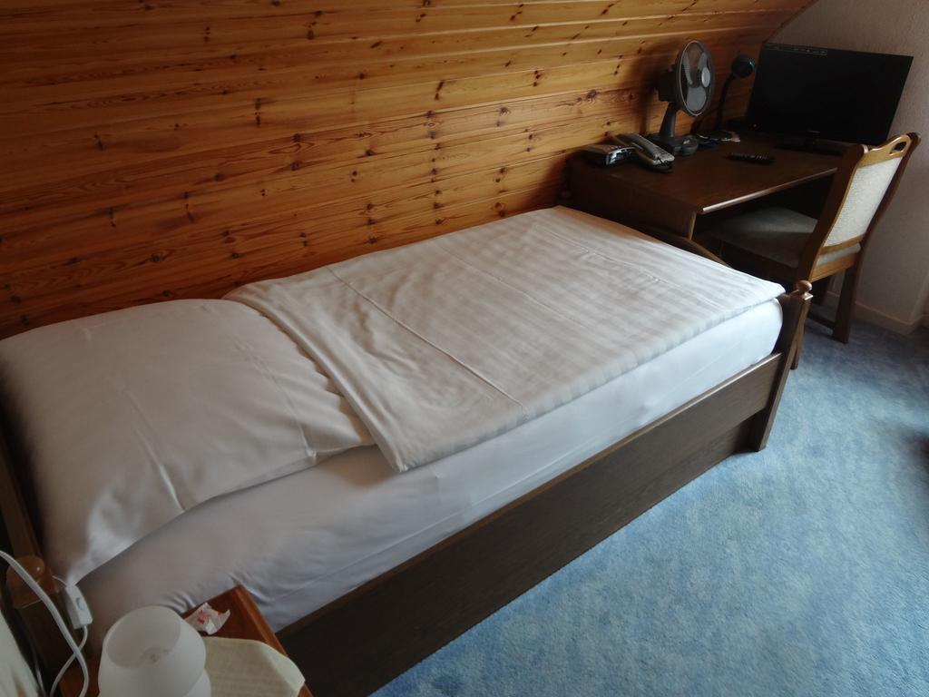 Hotel-Pension Stoeber Jever Bagian luar foto