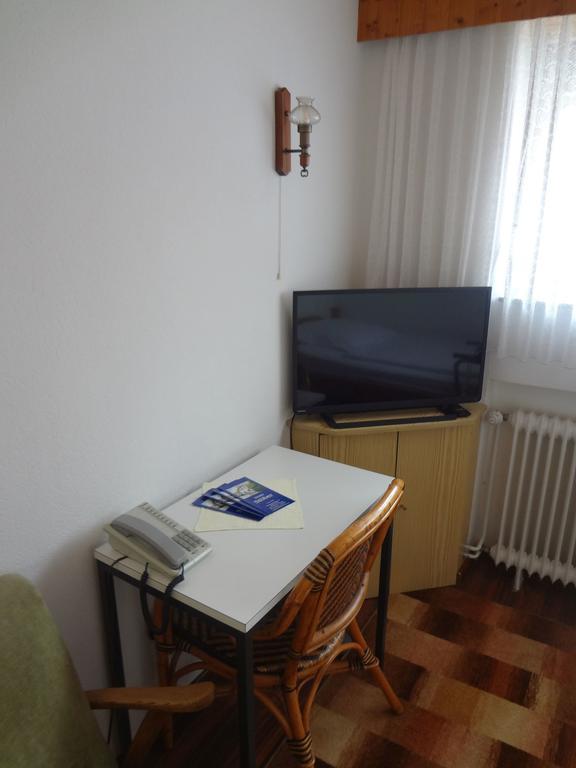 Hotel-Pension Stoeber Jever Bagian luar foto